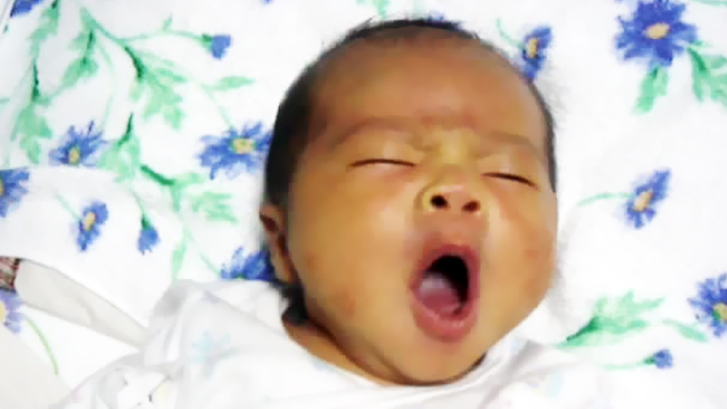 元気な赤ちゃんの泣き声の効果音